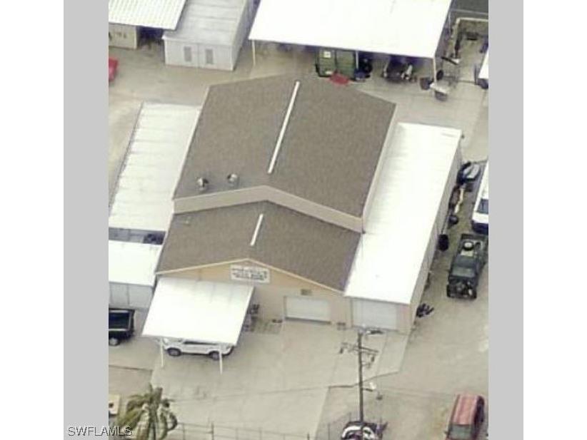 916 SE 8th Place Cape Coral FL 33990 223086259 image1