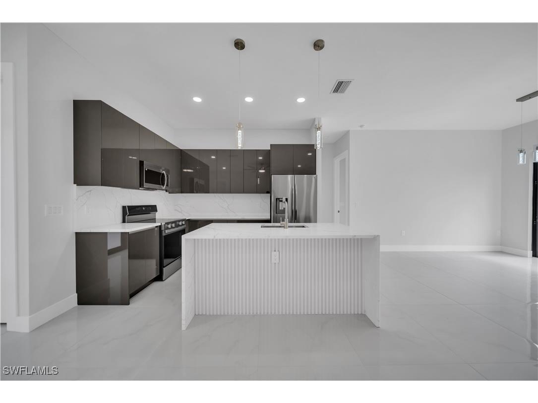 920 Palmetto Avenue E Lehigh Acres FL 33972 225049008 image6