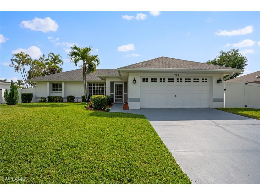 921 SW 6th Place Cape Coral FL 33991 225030318 image1