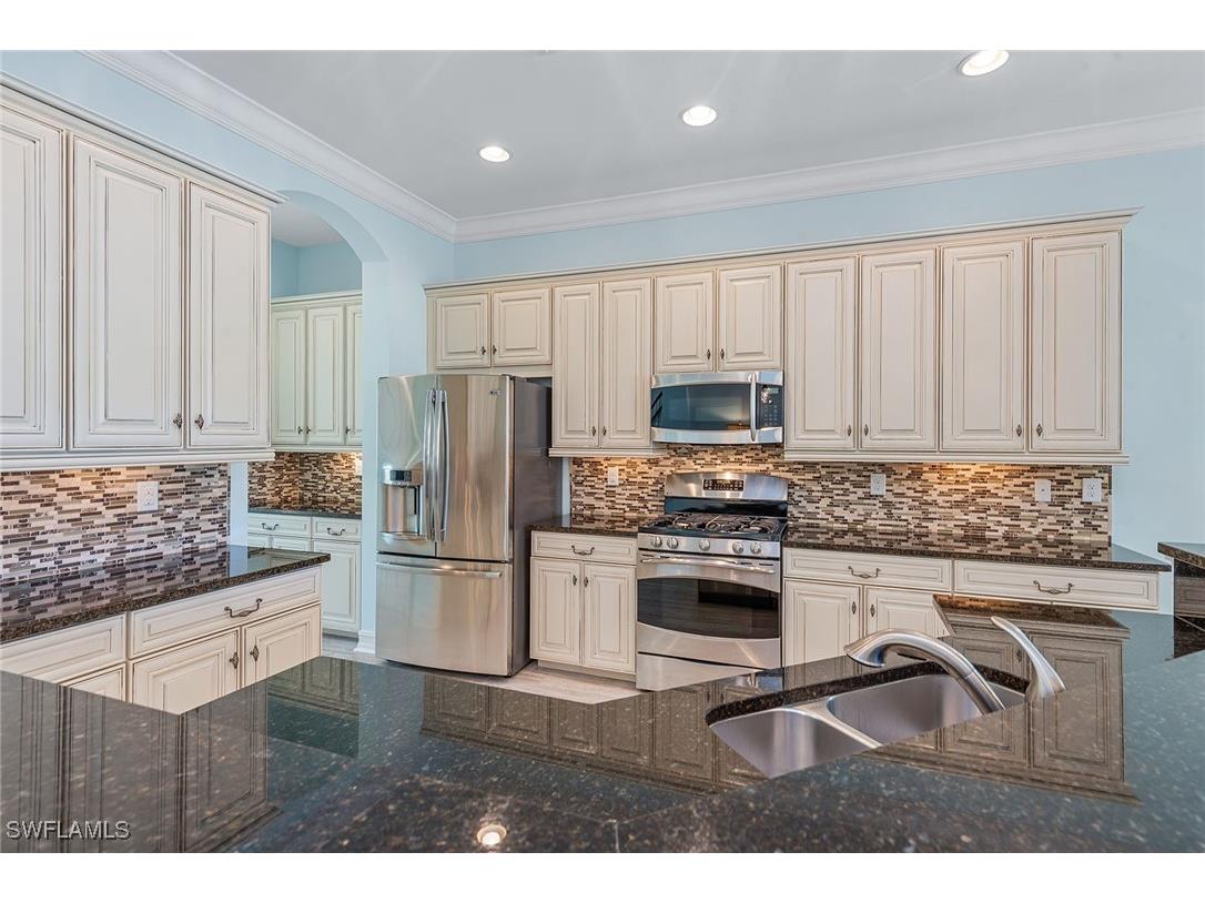 9217 Campanile Circle Naples FL 34114 225043052 image12
