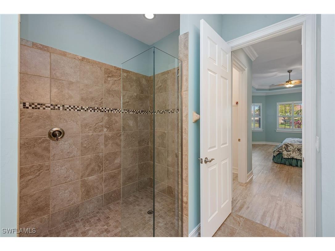 9217 Campanile Circle Naples FL 34114 225043052 image17