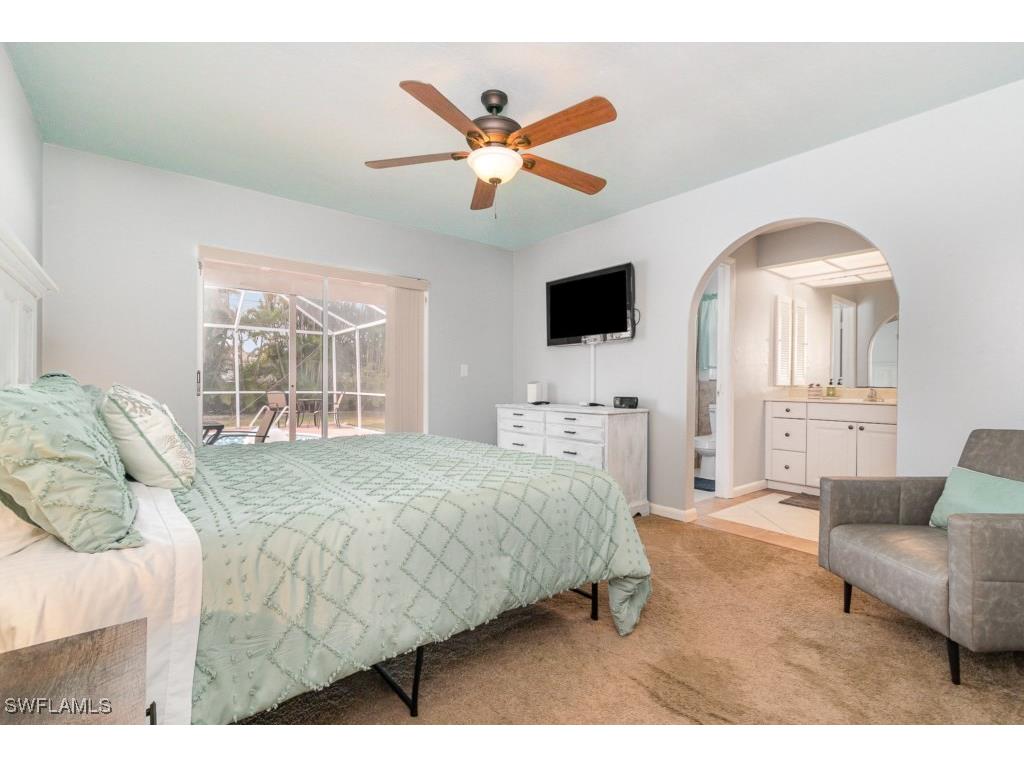 922 SE 25th Lane Cape Coral FL 33904 225047995 image13