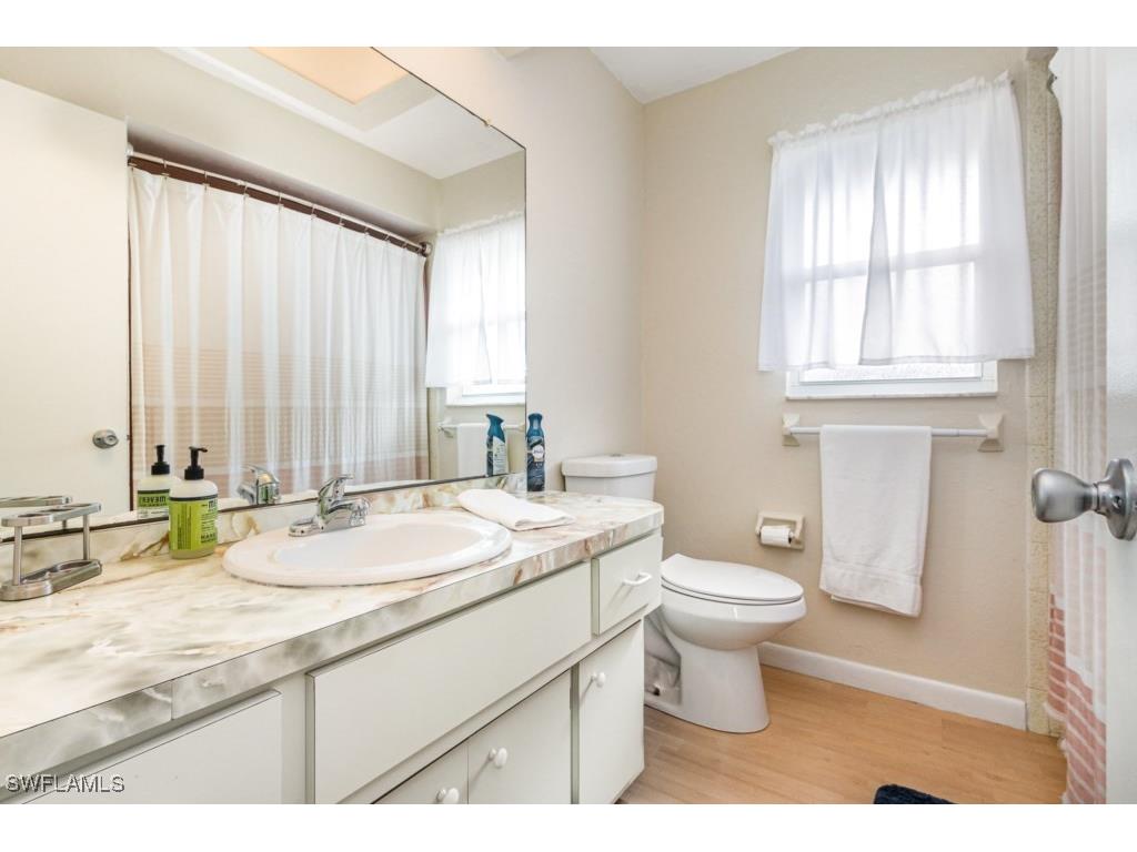 922 SE 25th Lane Cape Coral FL 33904 225047995 image18