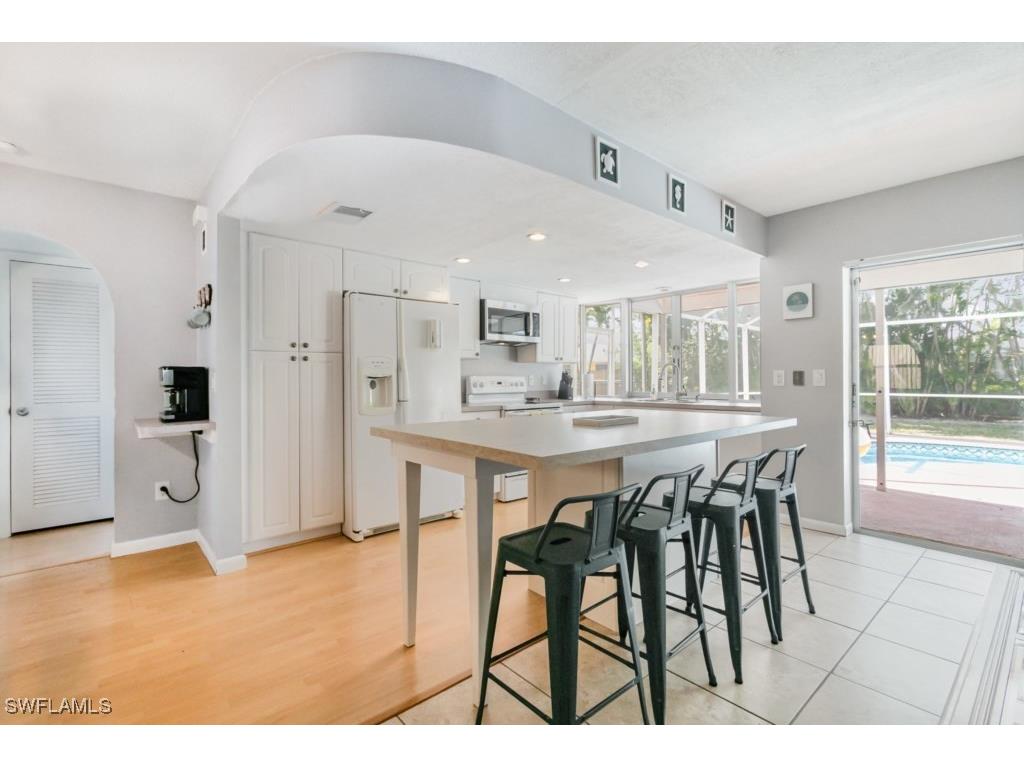 922 SE 25th Lane Cape Coral FL 33904 225047995 image7