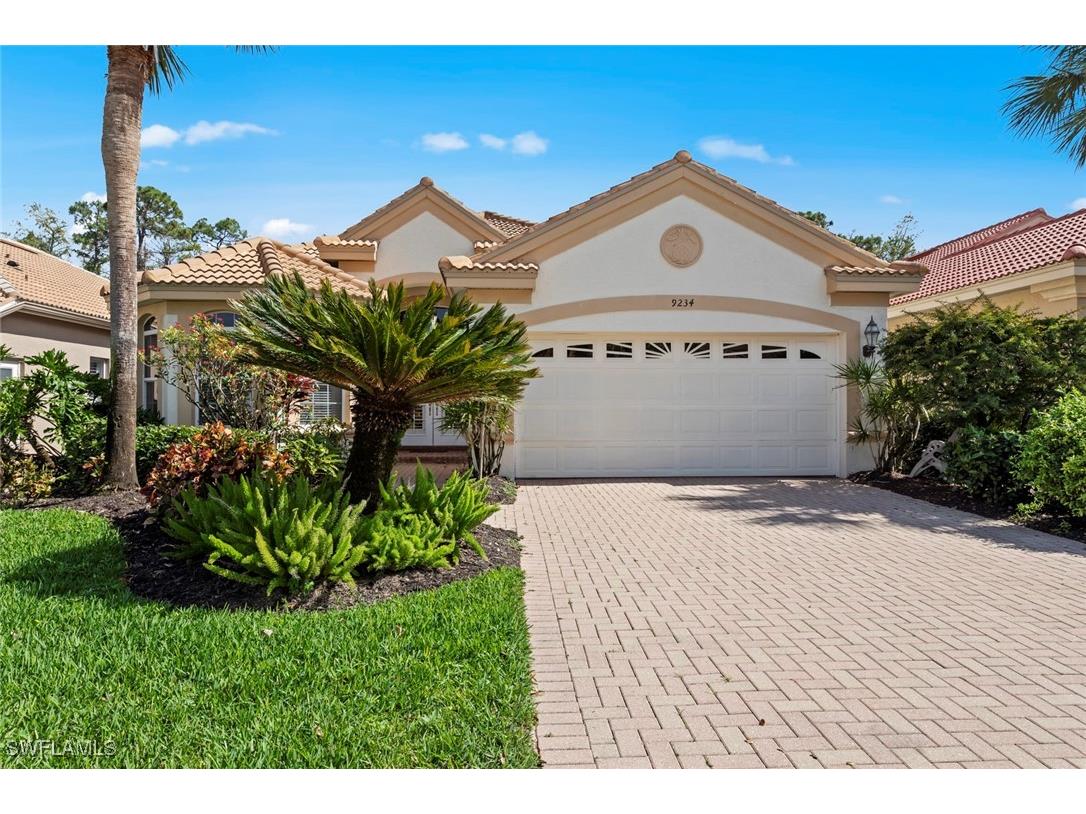9234 Troon Lakes Drive Naples FL 34109 225020265 image1