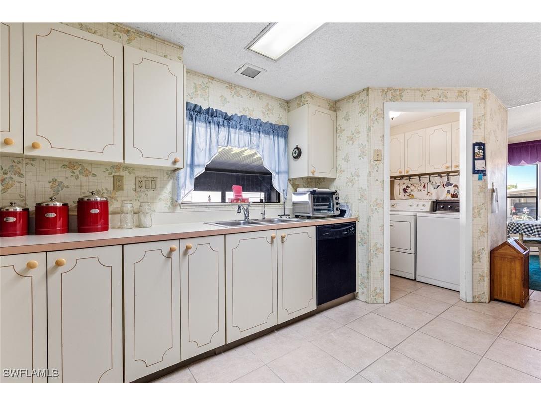 9245 Caloosa Drive North Fort Myers FL 33903 225048039 image5