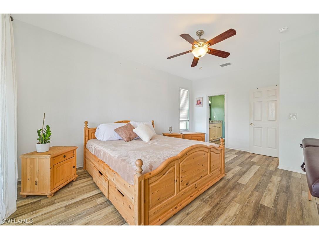 926 SW 8th Place Cape Coral FL 33991 224023017 image27