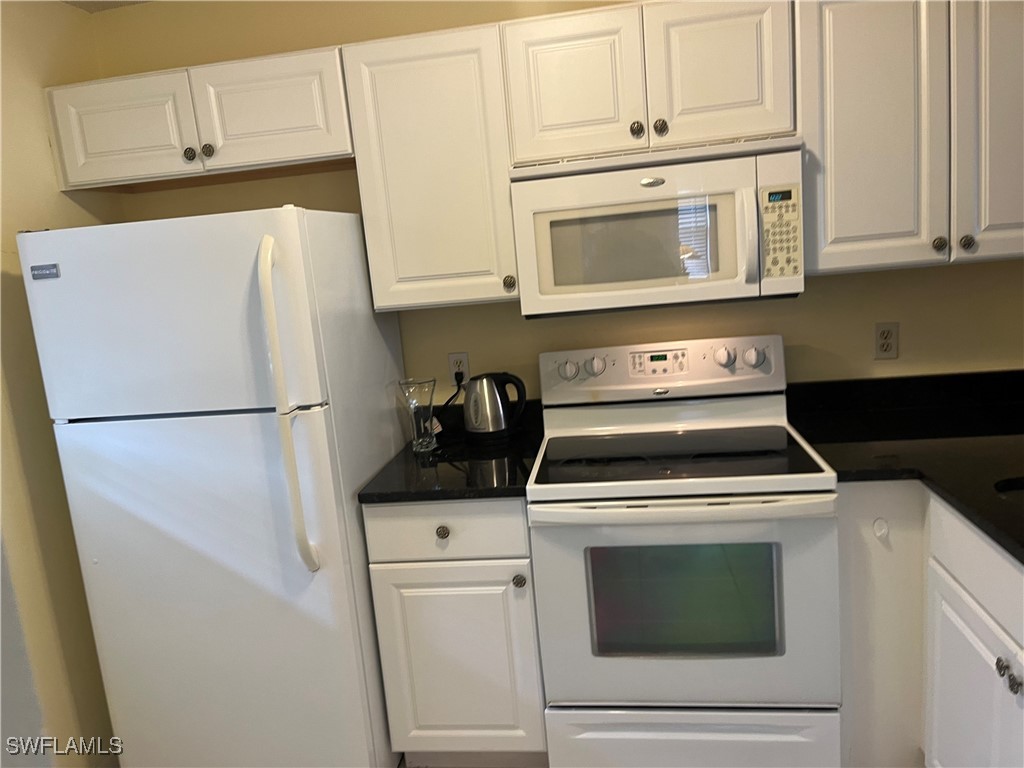 9261 Central Park Drive #206 Fort Myers FL 33919 225044444 image2