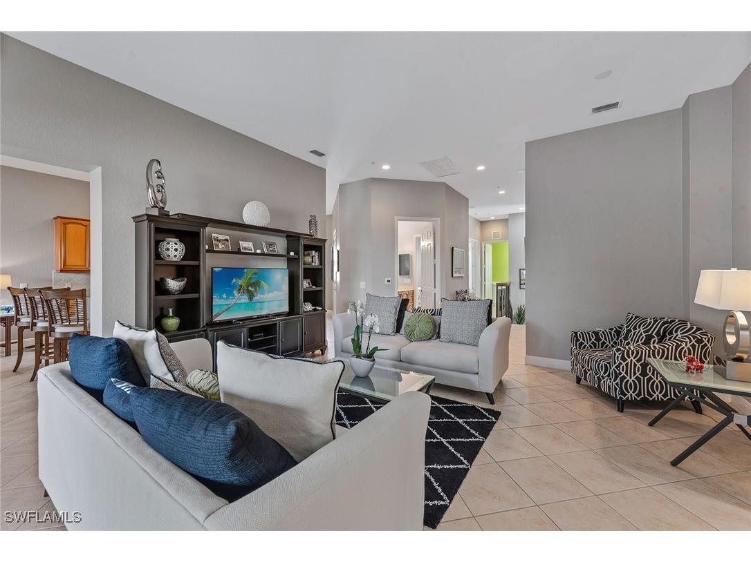 9267 Museo Circle #202 Naples FL 34114 225031575 image7