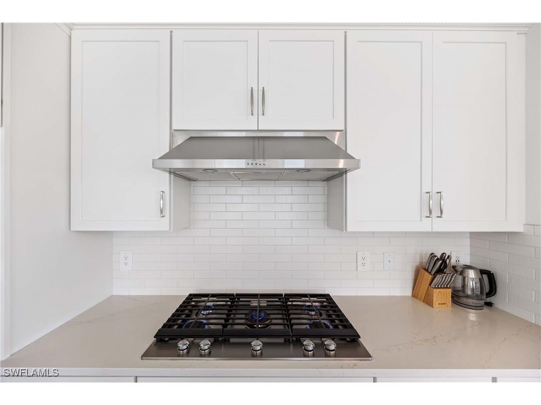 9268 Cormorant Drive Naples FL 34120 225025079 image12