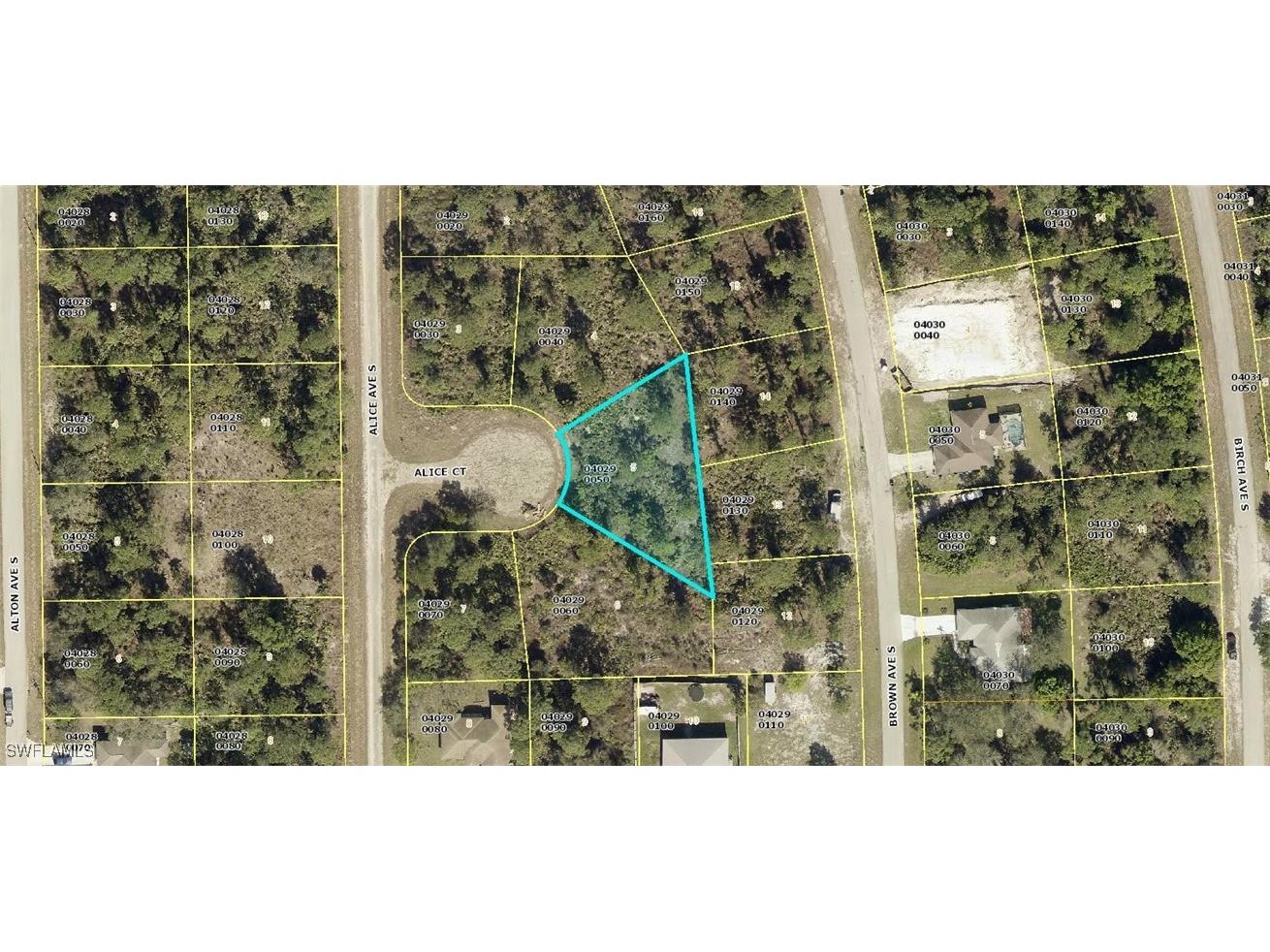 927 Alice Court Lehigh Acres FL 33974 225031287 image1