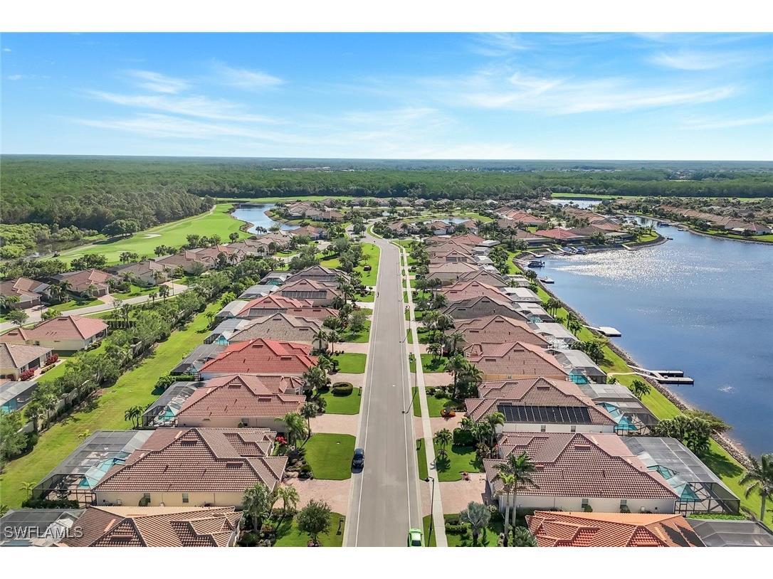 9282 Quarry Drive Naples FL 34120 225034631 image2