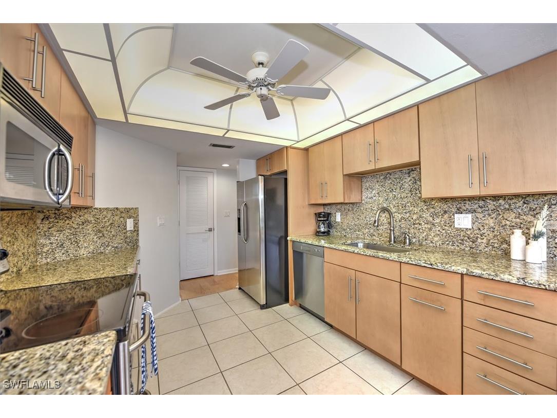 929 Collier Court #B401 Marco Island FL 34145 225048948 image12