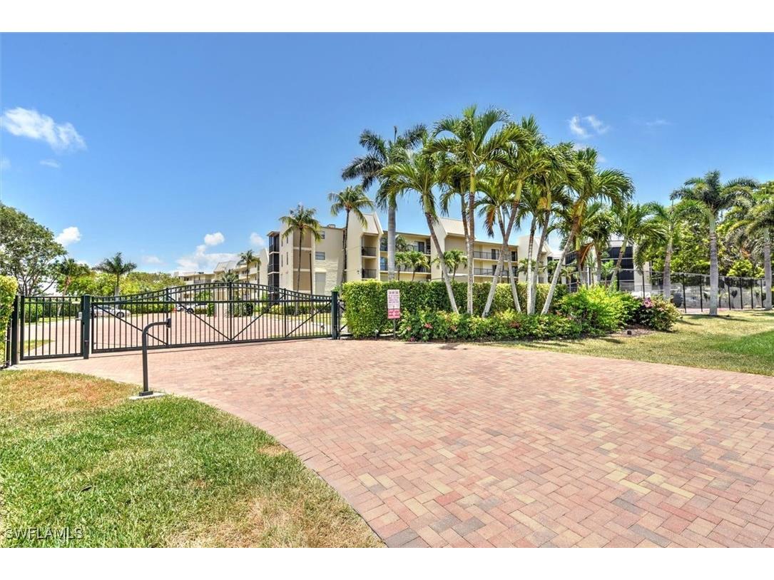 929 Collier Court #B401 Marco Island FL 34145 225048948 image4