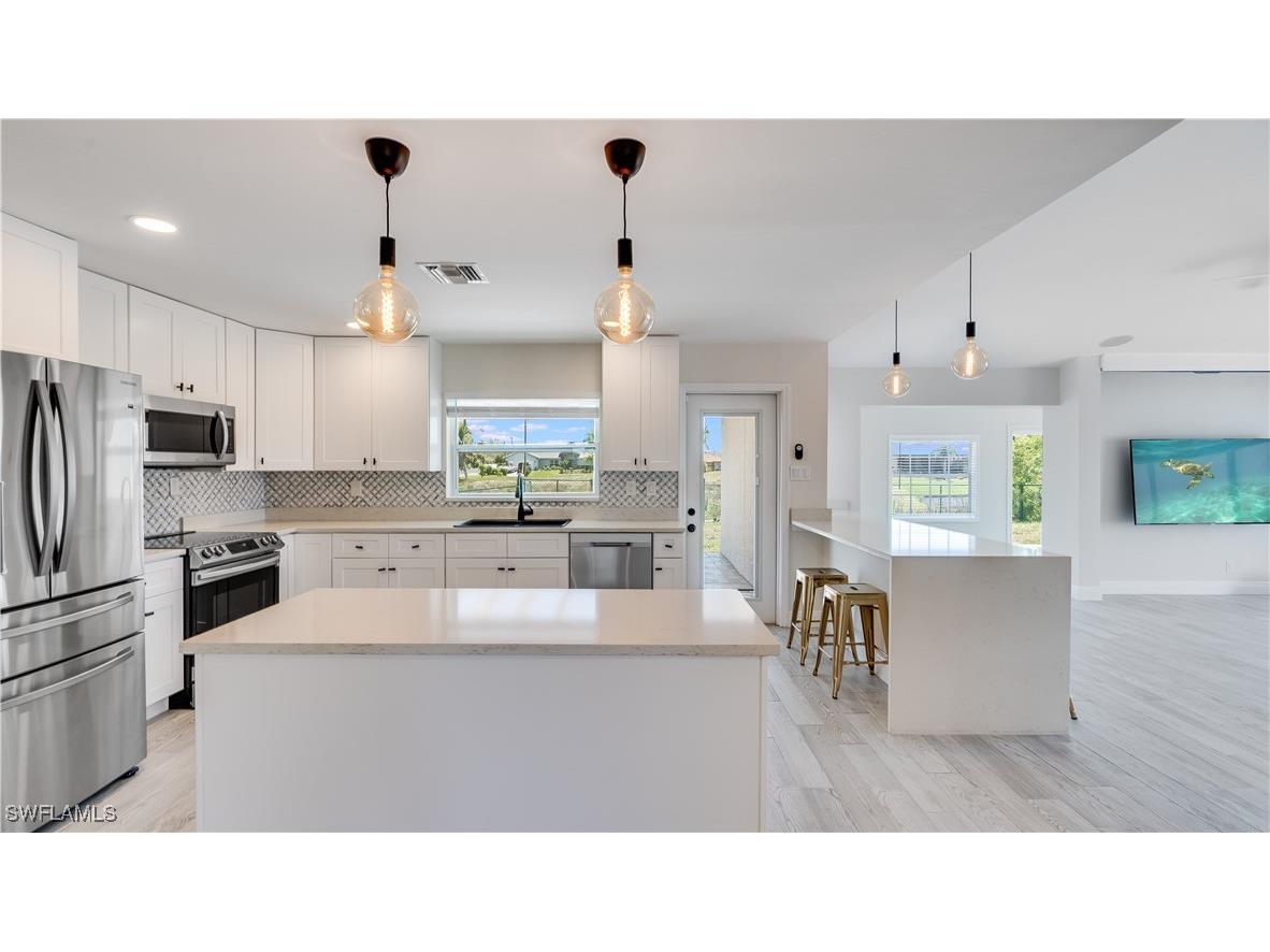 930 SW 28th Street Cape Coral FL 33914 224091463 image6