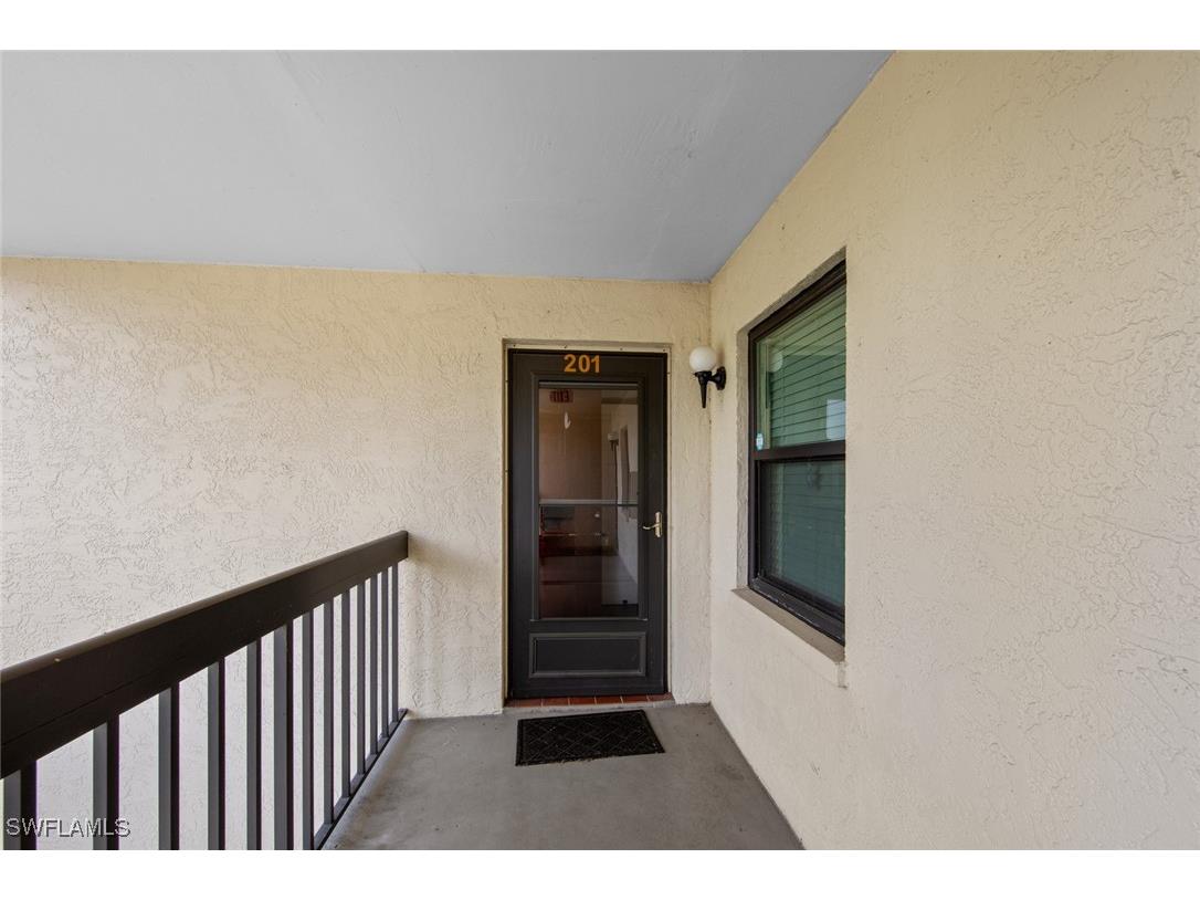 9315 Central Park Drive #201 Fort Myers FL 33919 225034263 image3