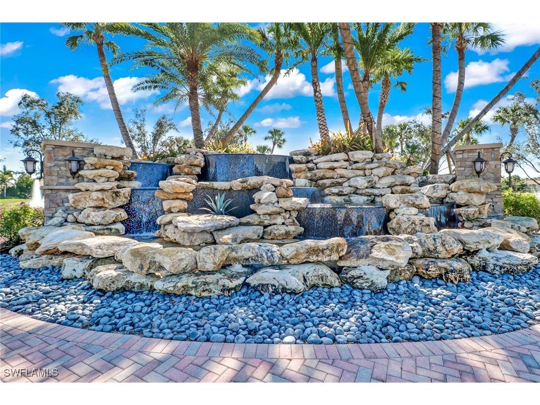 9327 Glenforest Drive Naples FL 34120 225040162 image12