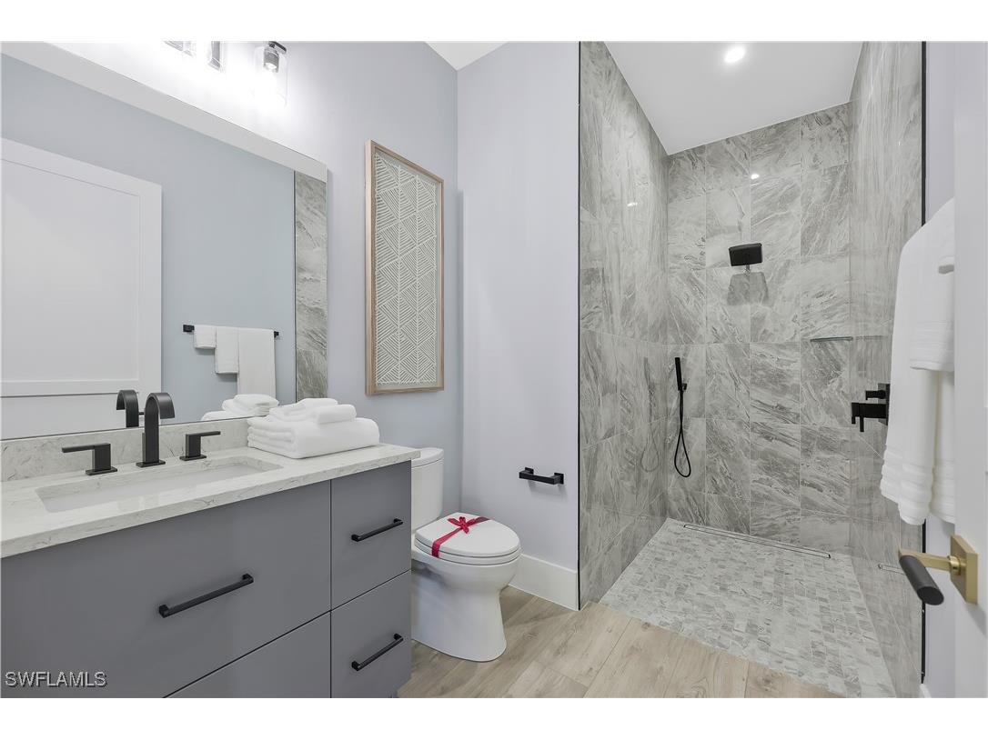 933 11th Street SW Naples FL 34117 224083976 image20