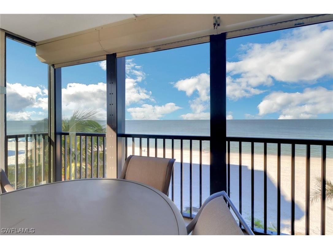 9415 Gulf Shore Drive #301 Naples FL 34108 223077091 image1