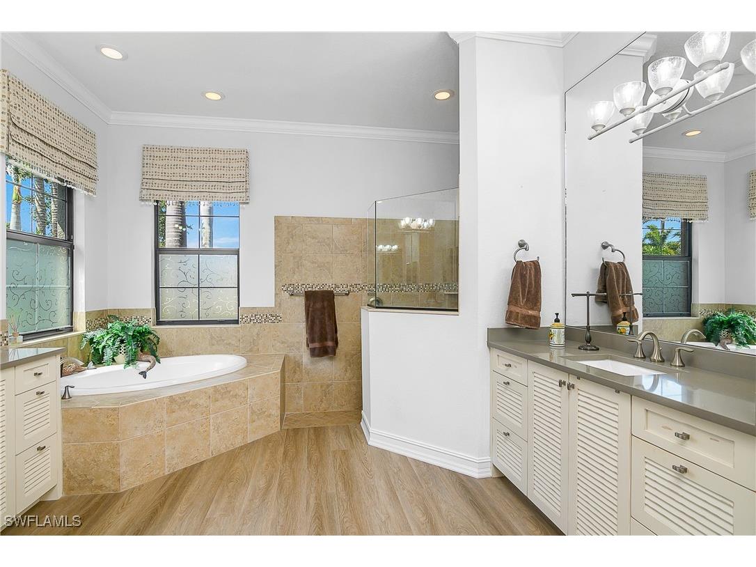 9489 Italia Way Naples FL 34113 225033843 image17