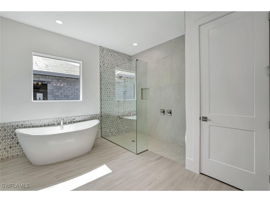 9506 Caymas Way Naples FL 34114 225039152 image40