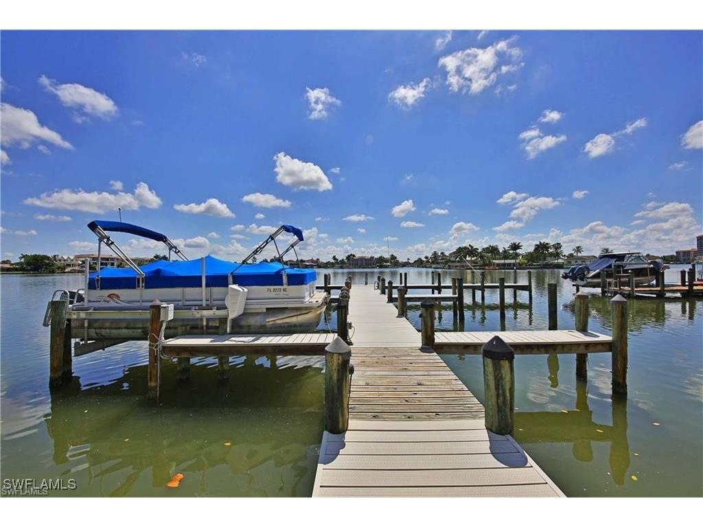 9517 Gulf Shore Drive #401 Naples FL 34108 225047848 image4