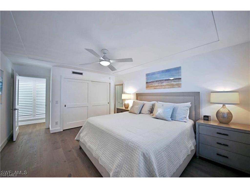 9517 Gulf Shore Drive #401 Naples FL 34108 225047848 image7
