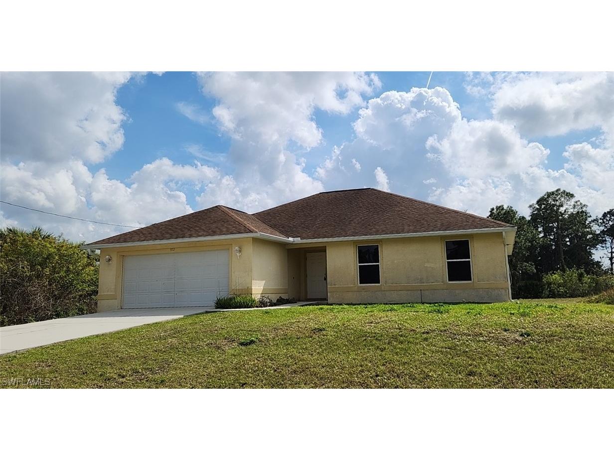 952 Lakeside Drive Lehigh Acres FL 33974 224004396 image1