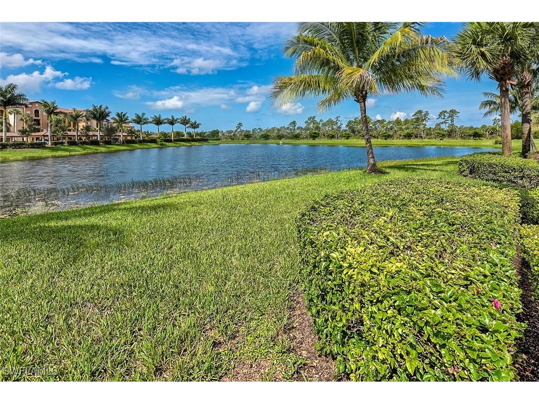 9528 Avellino Way #2515 Naples FL 34113 225048221 image24