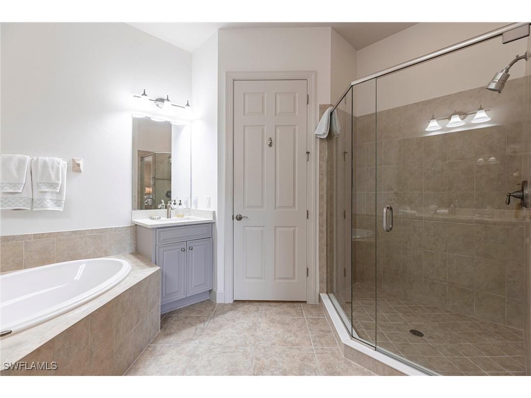 9550 Ironstone Terrace #201 Naples FL 34120 225047489 image30