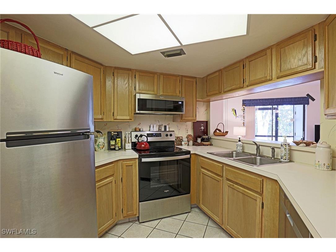 9627 Eaton Gardens Lane #104 Fort Myers FL 33919 225053677 image5