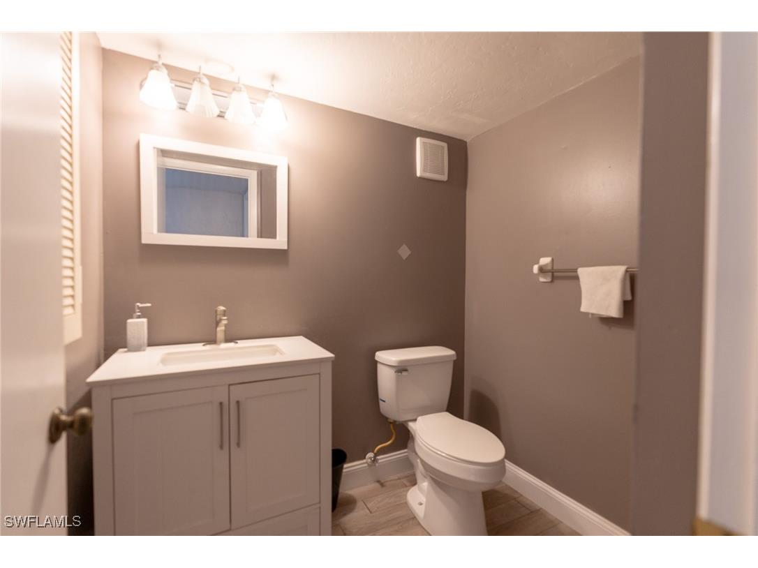  Fort Myers FL 33919 225030682 image21
