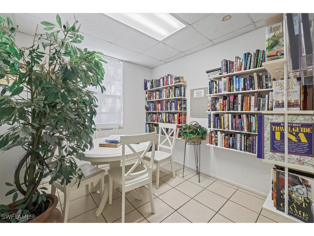 9652 Windsor Gardens Lane #105 Fort Myers FL 33919 225050617 image32