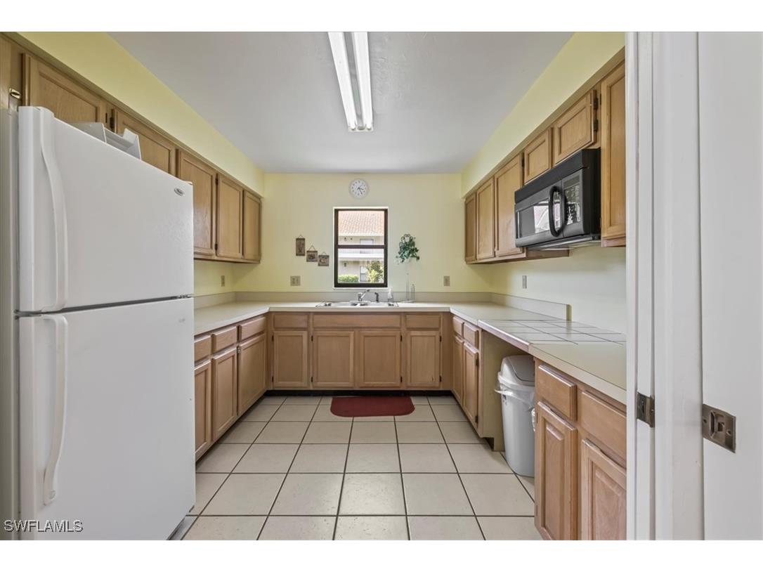 9652 Windsor Gardens Lane #105 Fort Myers FL 33919 225050617 image33