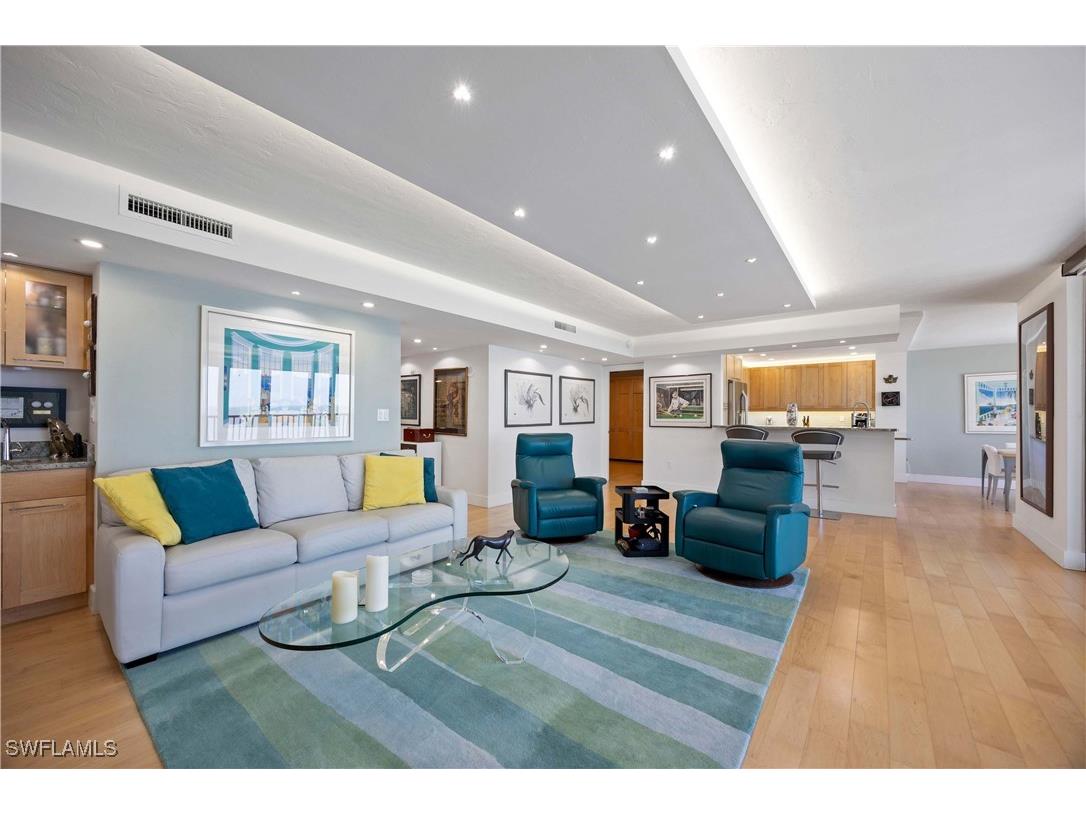 9653 Gulf Shore Drive #702 Naples FL 34108 225026551 image3