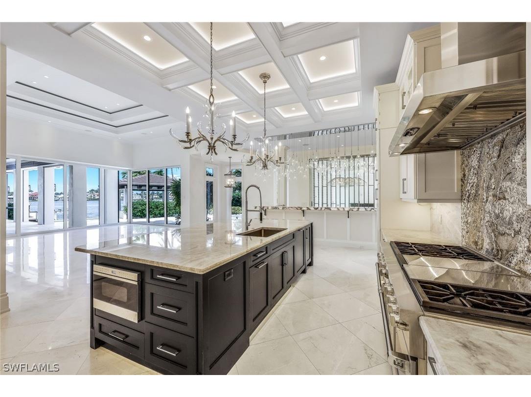 970 Aqua Circle Naples FL 34102 224040729 image14