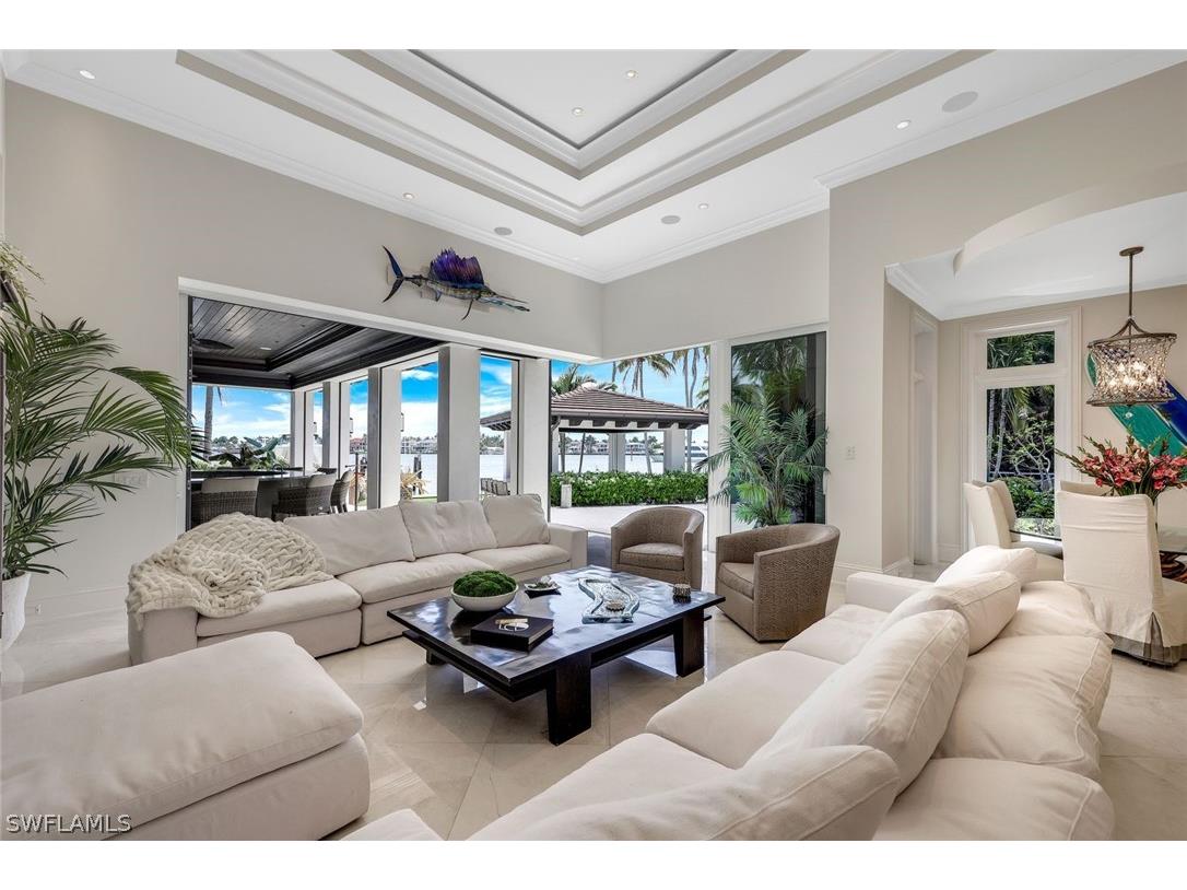 970 Aqua Circle Naples FL 34102 224040729 image19