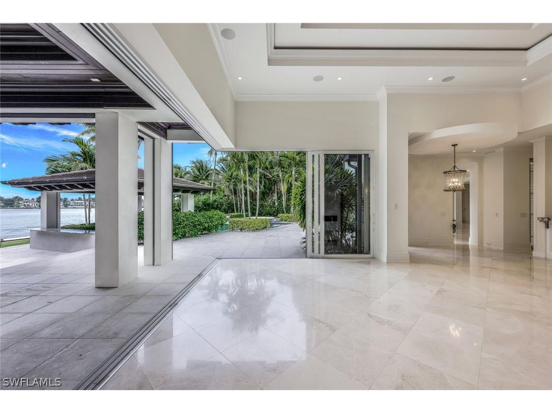 970 Aqua Circle Naples FL 34102 224040729 image20