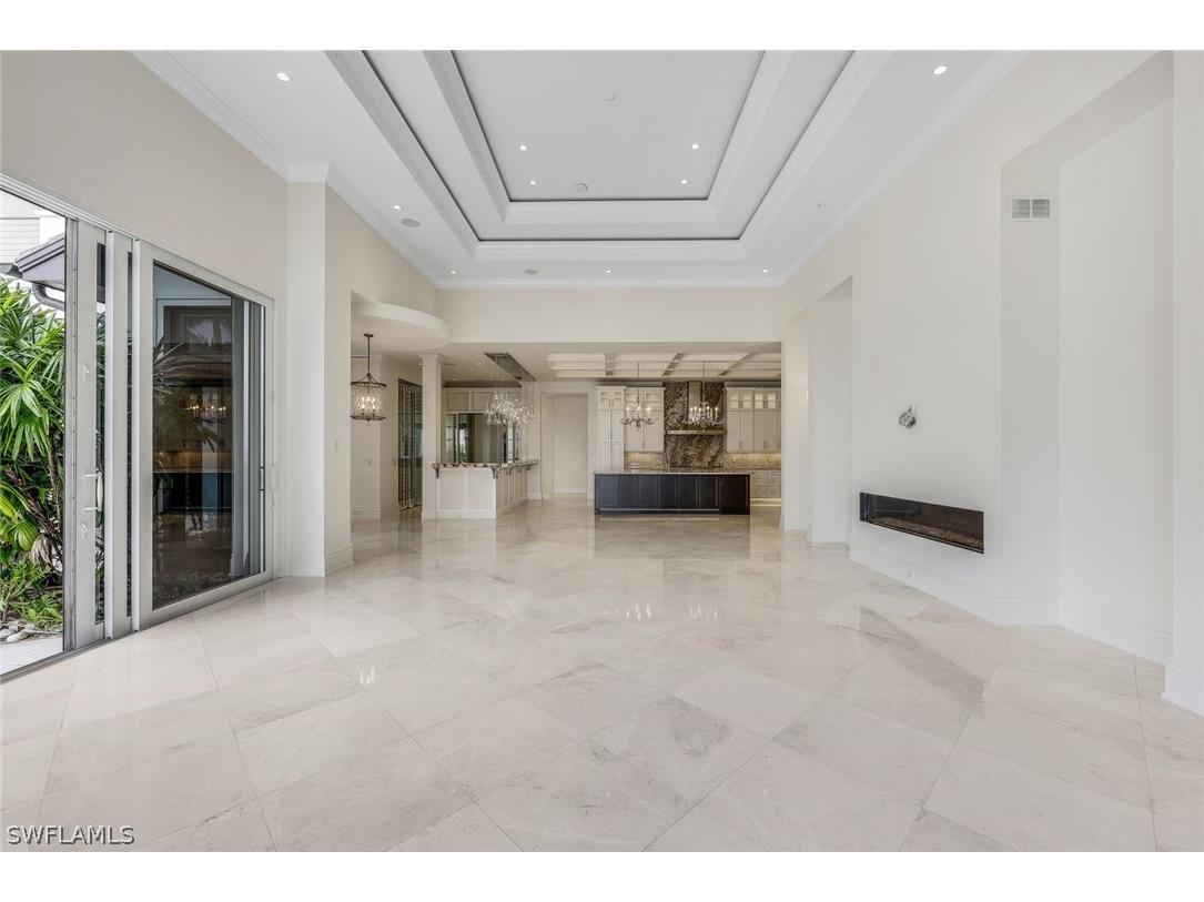 970 Aqua Circle Naples FL 34102 224040729 image25