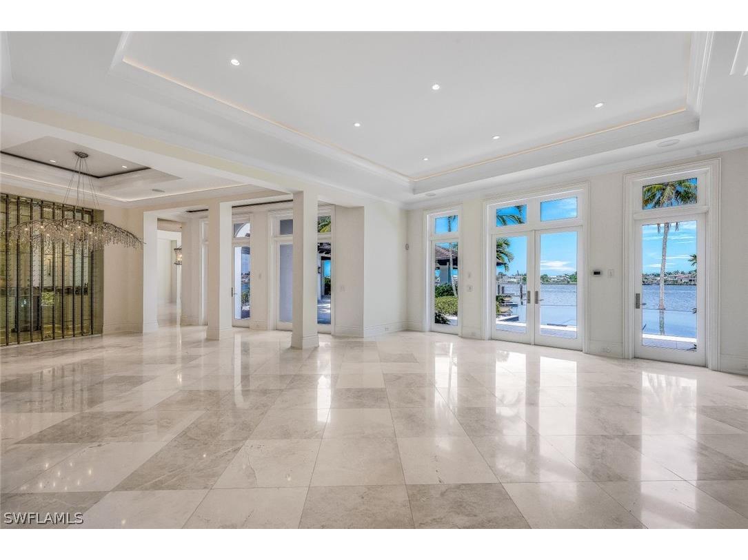 970 Aqua Circle Naples FL 34102 224040729 image6