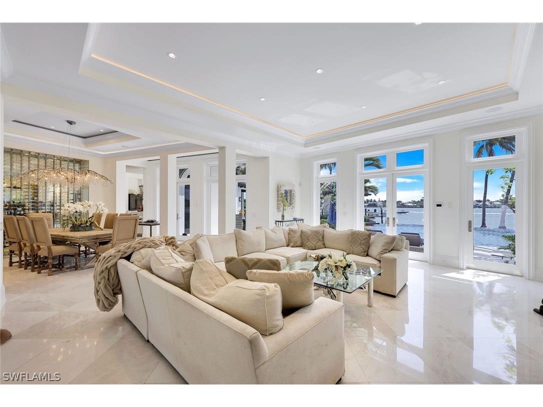 970 Aqua Circle Naples FL 34102 224040729 image7