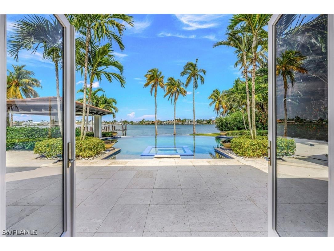 970 Aqua Circle Naples FL 34102 224040729 image8