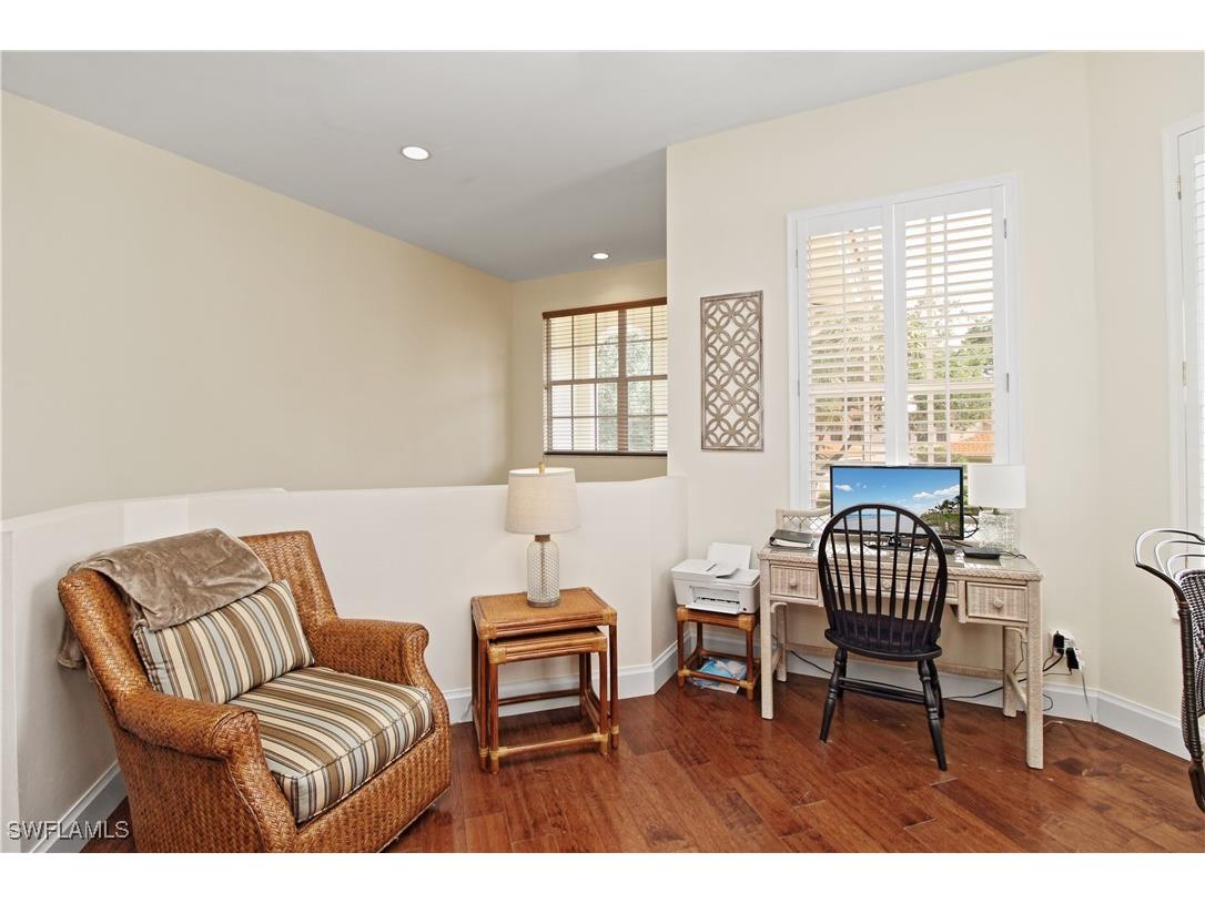 970 Egrets Run #201 Naples FL 34108 225032144 image4