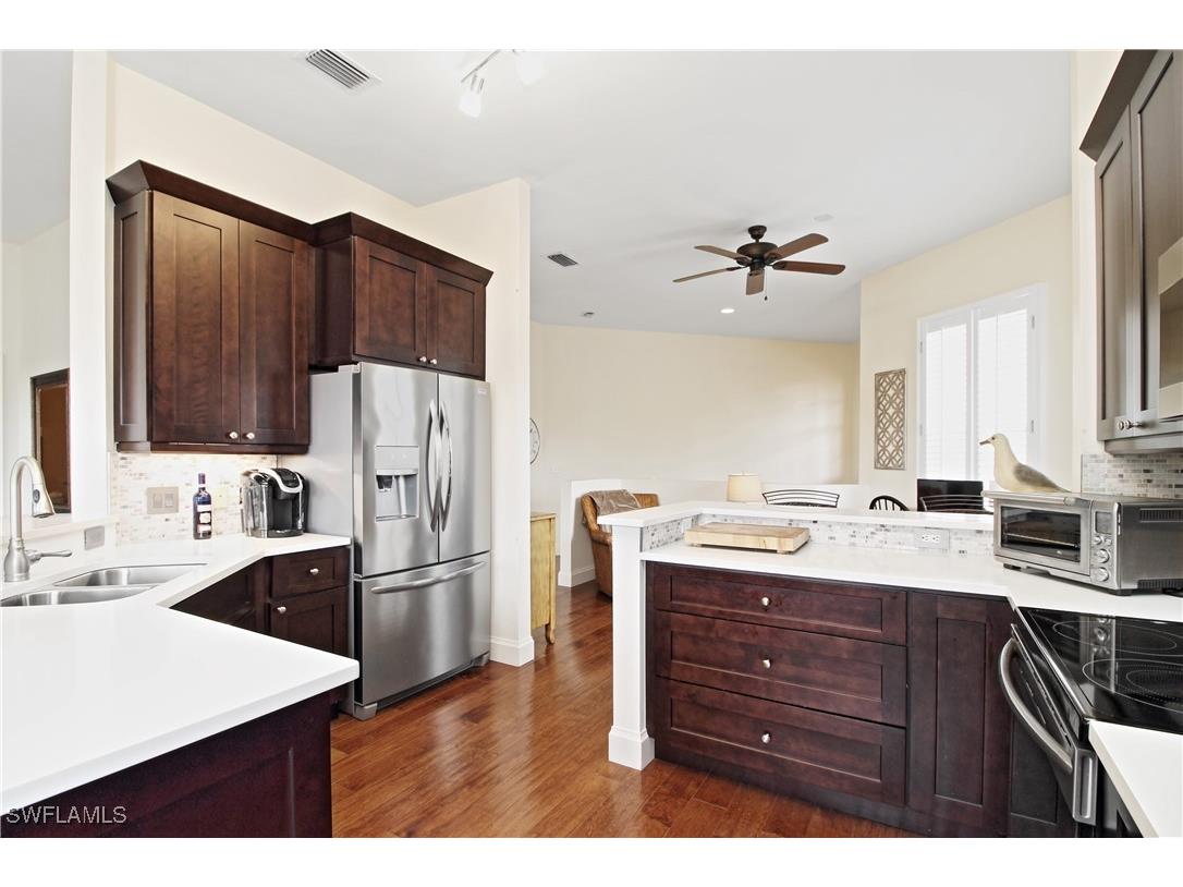 970 Egrets Run #201 Naples FL 34108 225032144 image8