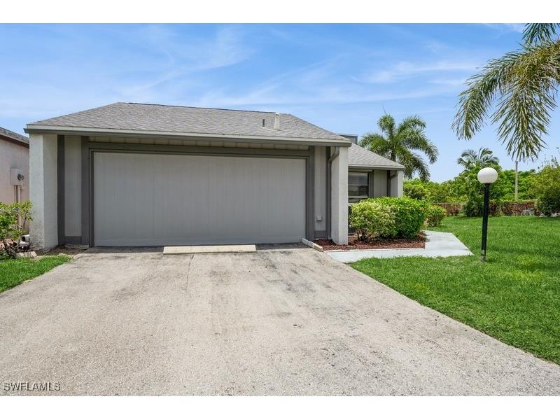 9749 Maplecrest Circle Lehigh Acres FL 33936 225054564 image3