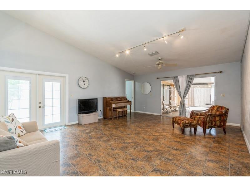 9749 Maplecrest Circle Lehigh Acres FL 33936 225054564 image9