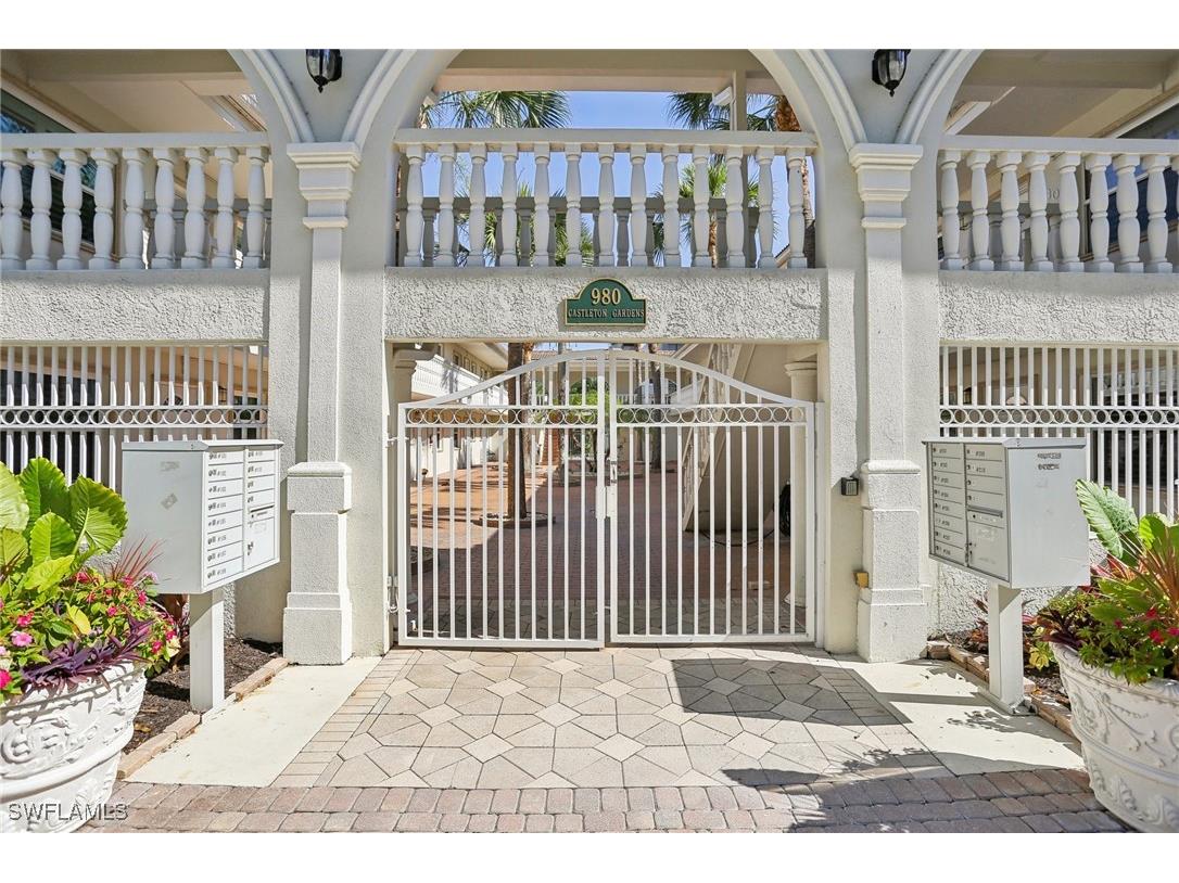 980 7th Avenue S #104 Naples FL 34102 225047710 image13