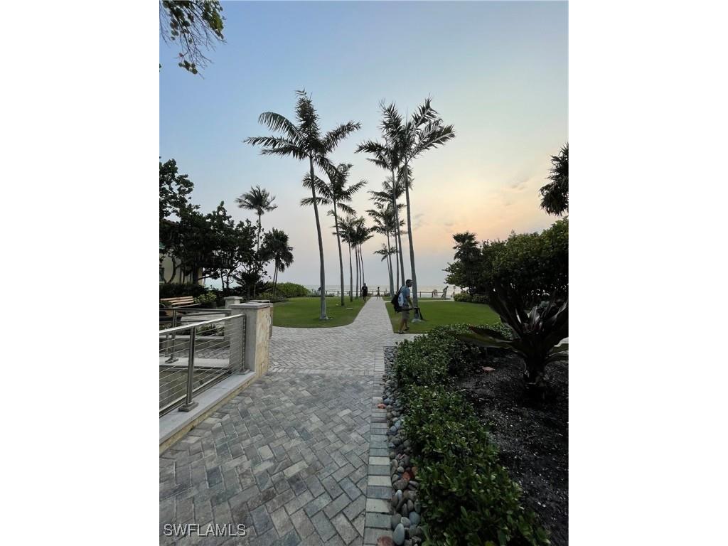 980 7th Avenue S #104 Naples FL 34102 225047710 image26