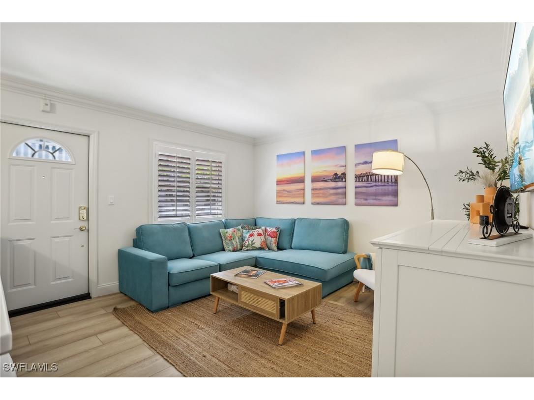 980 7th Avenue S #104 Naples FL 34102 225047710 image6