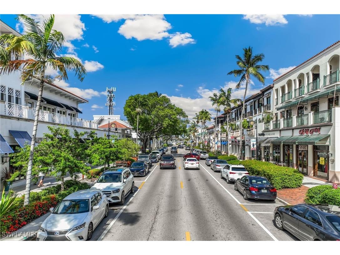 980 7th Avenue S #201 Naples FL 34102 225050648 image27